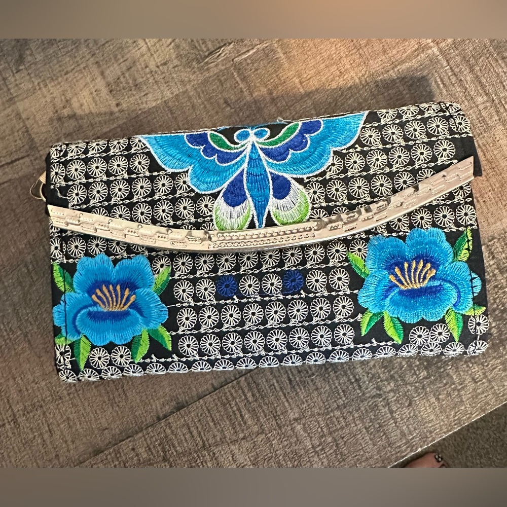 Mexican Artisan Embroidered Clutch